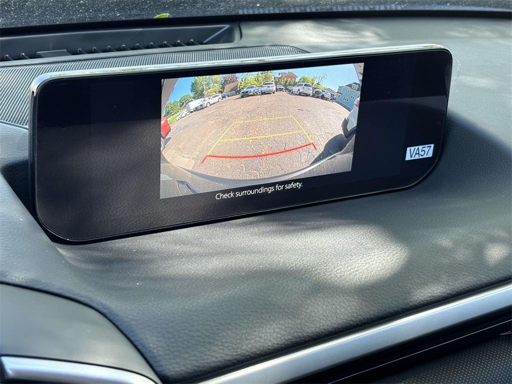 Vehicle image 20 of 33