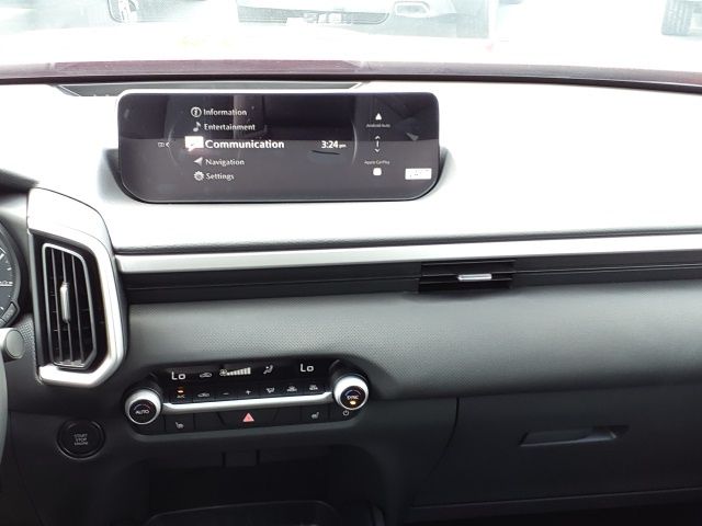 Vehicle image 11 of 23