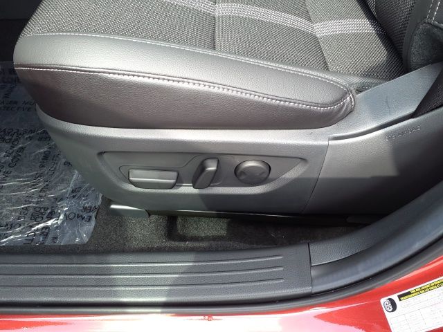 Vehicle image 22 of 23