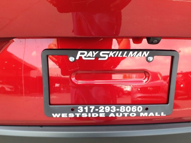 Vehicle image 16 of 23