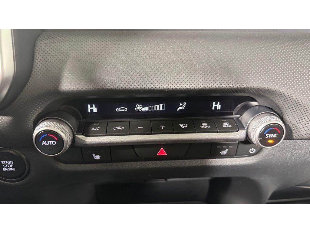 Vehicle image 24 of 35