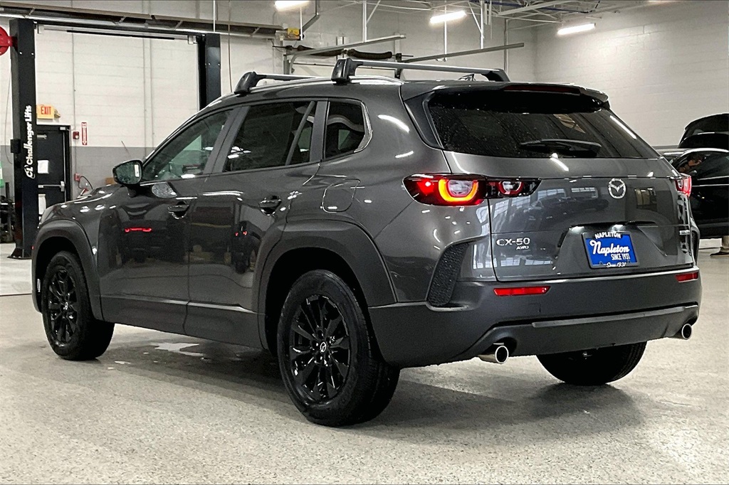 Vehicle image 4 of 12