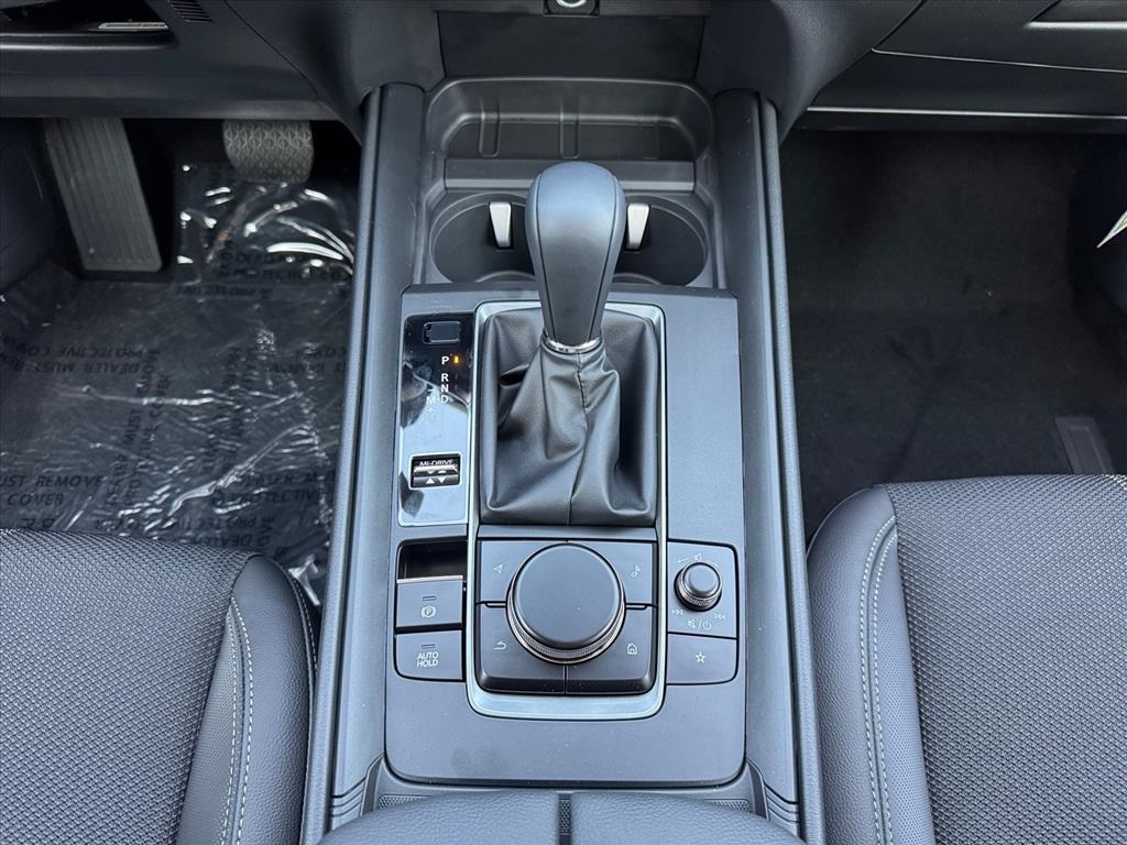 2025 Mazda CX-50 2.5 S Premium Package Image 16 of 24