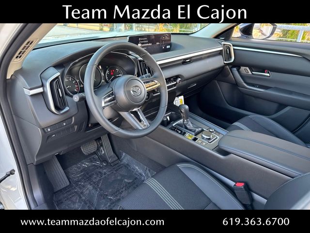 2025 Mazda CX-50 2.5 S Premium Package Image 10 of 24