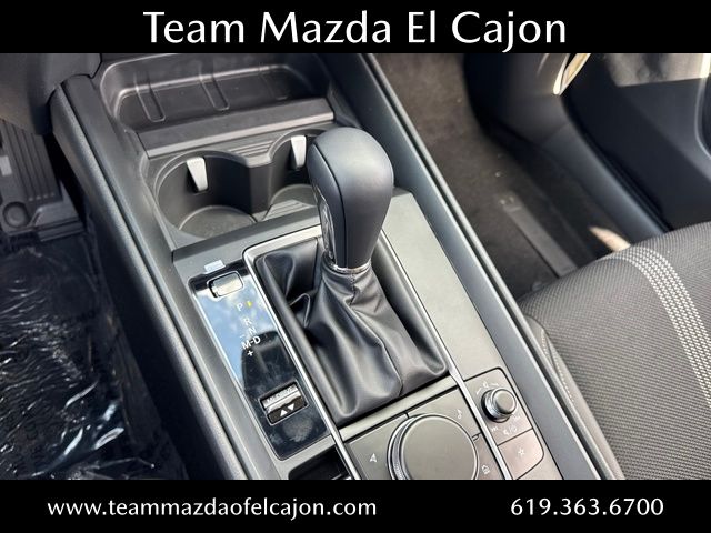 2025 Mazda CX-50 2.5 S Premium Package Image 23 of 24
