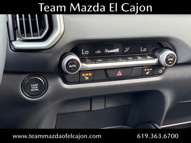 2025 Mazda CX-50 2.5 S Premium Package Image 16 of 24