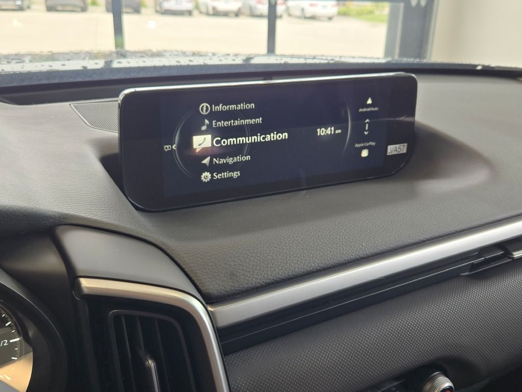2025 Mazda CX-50 2.5 S Premium Package Image 17 of 30