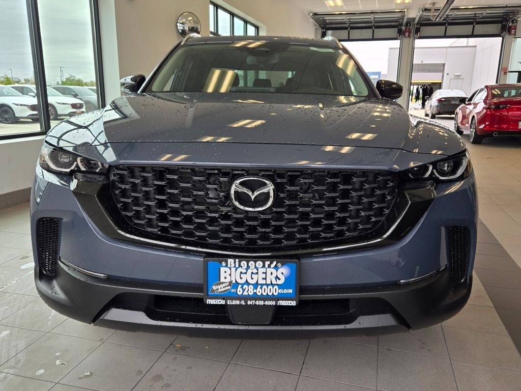 2025 Mazda CX-50 2.5 S Premium Package Image 2 of 30