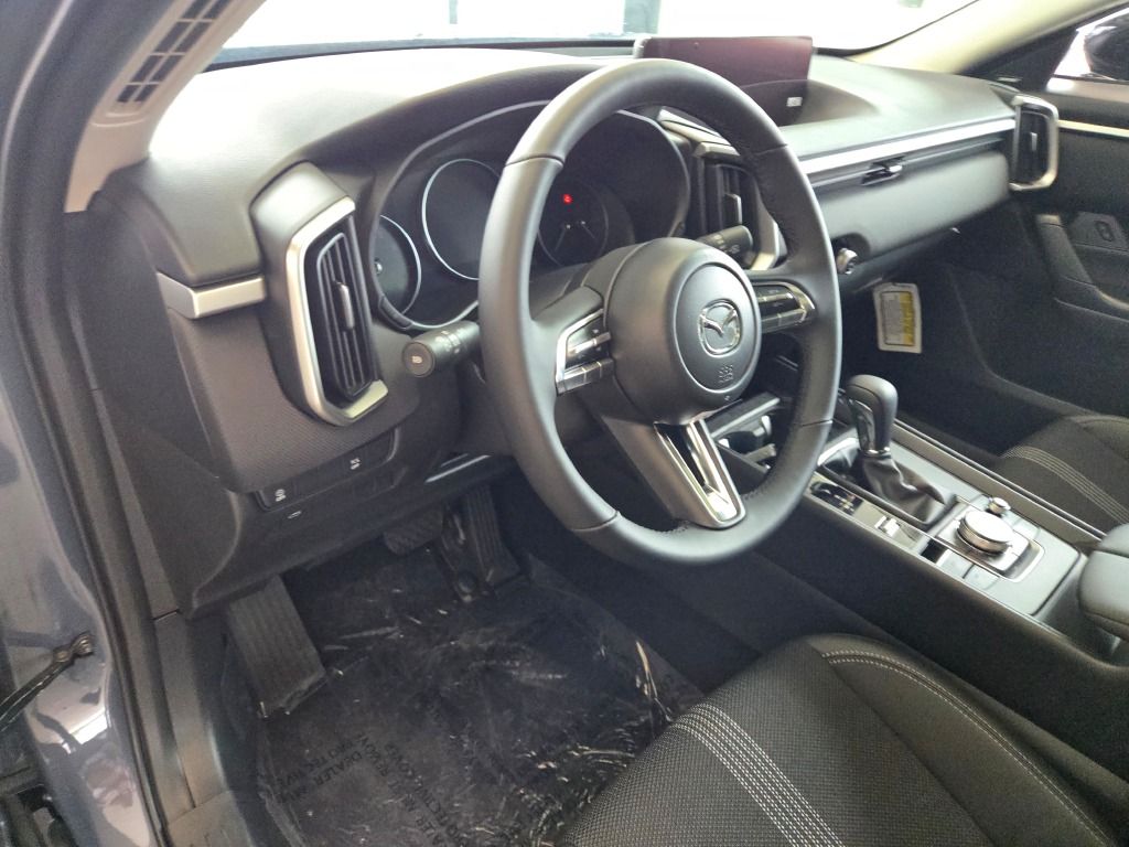 2025 Mazda CX-50 2.5 S Premium Package Image 12 of 30