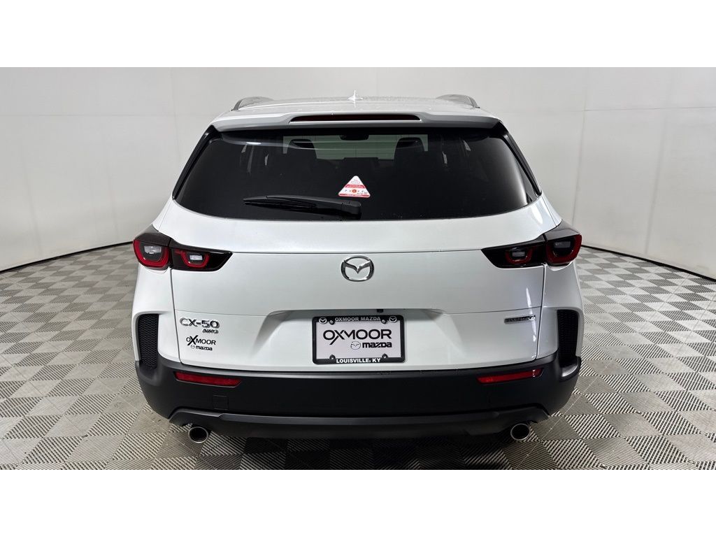 Vehicle image 8 of 33