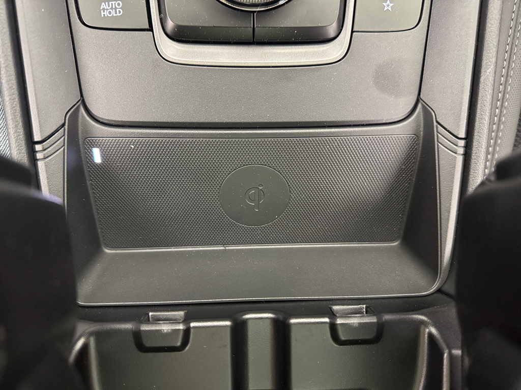 Vehicle image 26 of 34