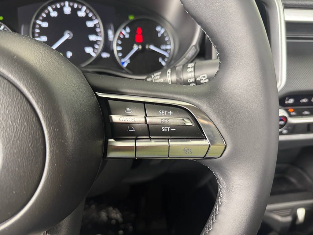 Vehicle image 18 of 34
