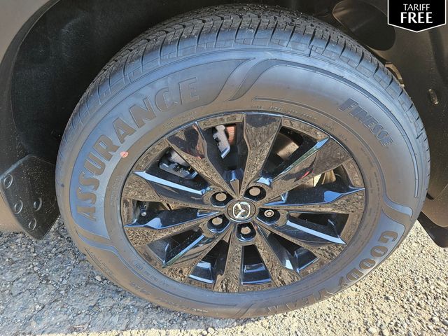Vehicle image 8 of 25
