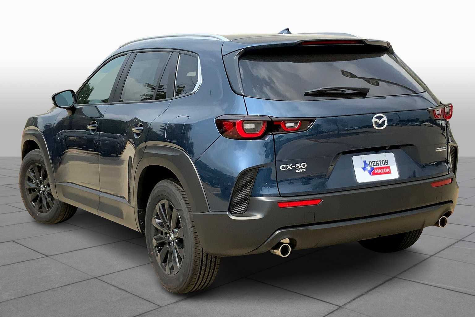 2025 Mazda CX-50 2.5 S Premium Package Image 5 of 20