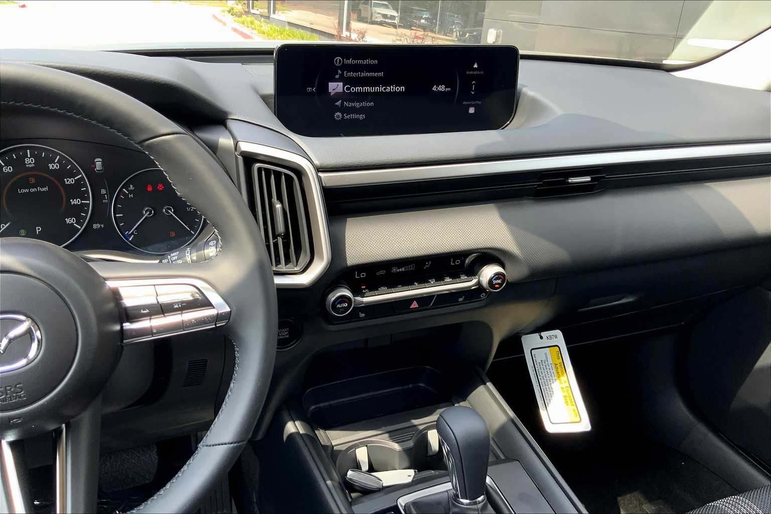 2025 Mazda CX-50 2.5 S Premium Package Image 12 of 20