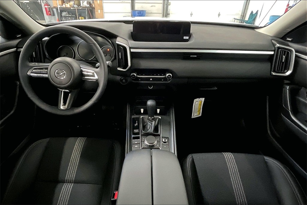 Vehicle image 9 of 12