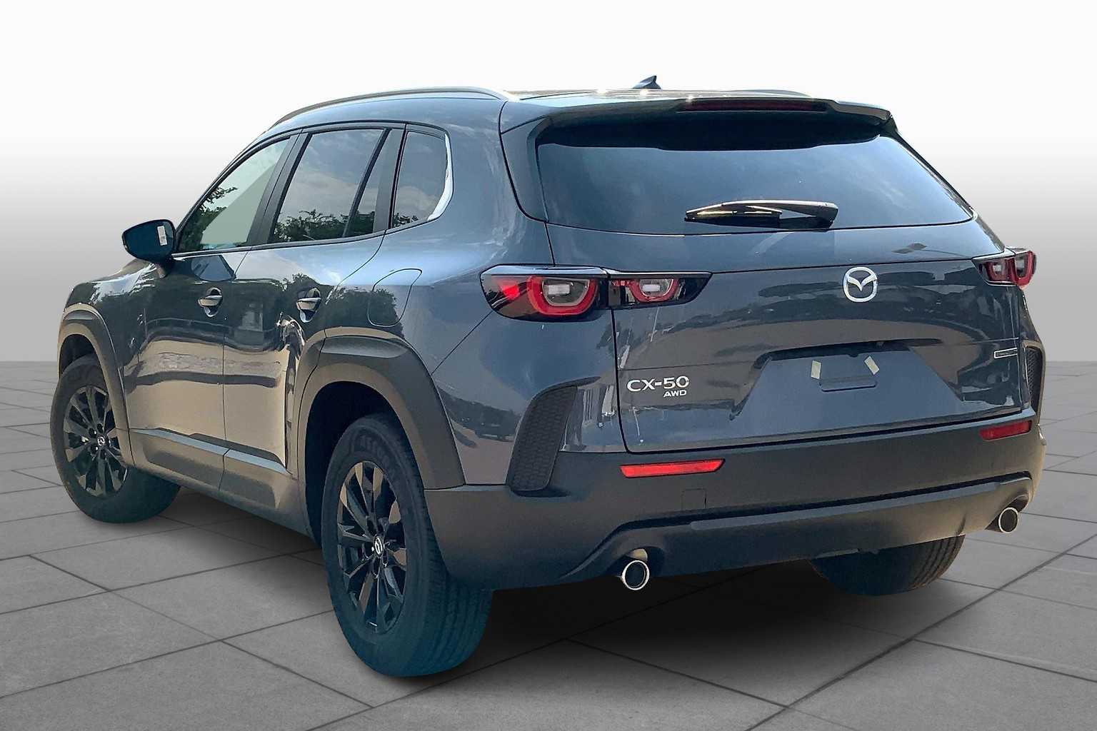 2025 Mazda CX-50 2.5 S Premium Package Image 4 of 20