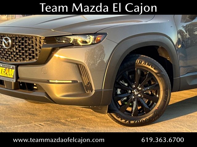2025 Mazda CX-50 2.5 S Premium Package Image 19 of 24