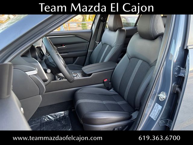 2025 Mazda CX-50 2.5 S Premium Package Image 4 of 24