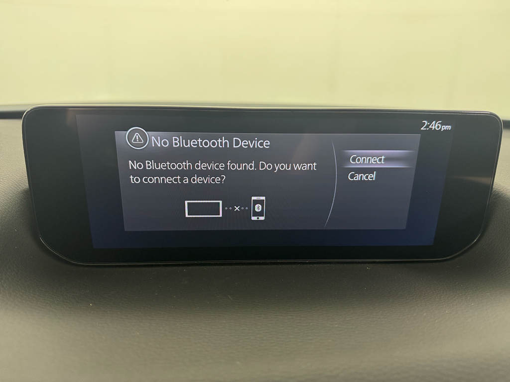 Vehicle image 23 of 32
