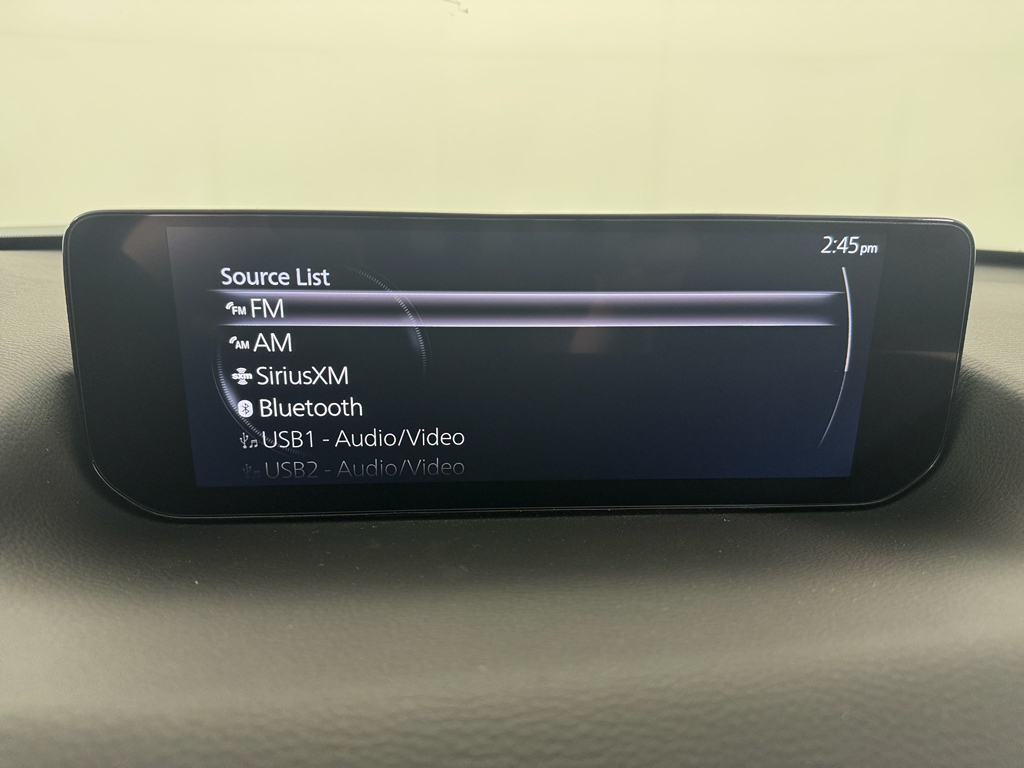 Vehicle image 22 of 32