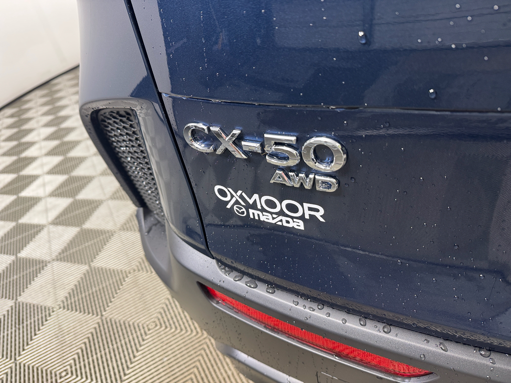 Vehicle image 9 of 32