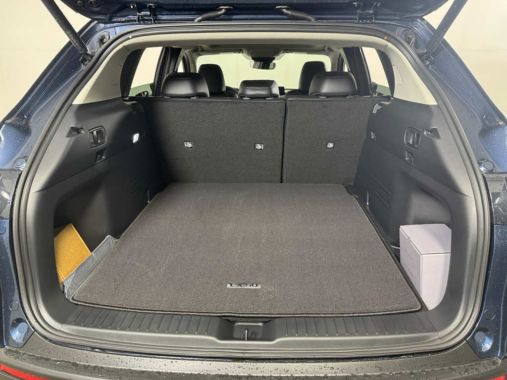 Vehicle image 11 of 32