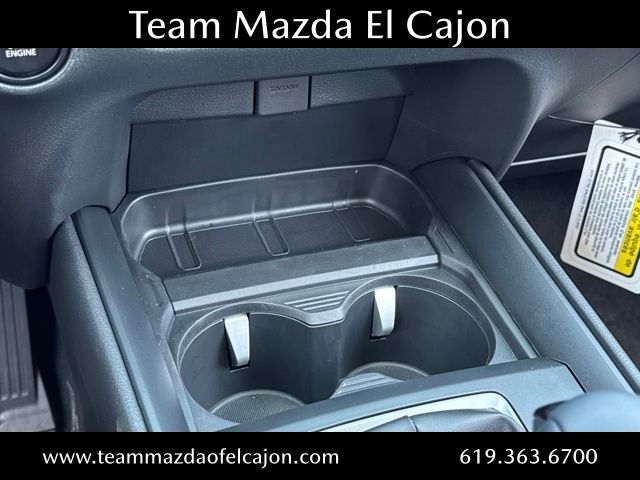 2025 Mazda CX-50 2.5 S Premium Package Image 20 of 24