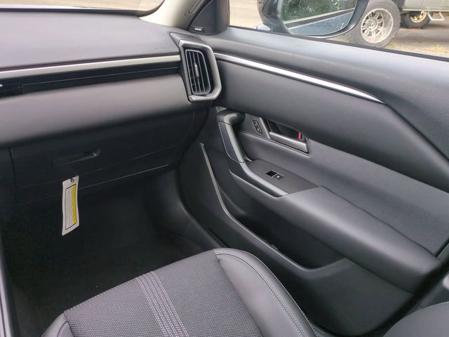 2025 Mazda CX-50 2.5 S Premium Package Image 14 of 27