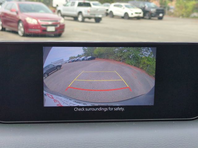 2025 Mazda CX-50 2.5 S Premium Package Image 16 of 27