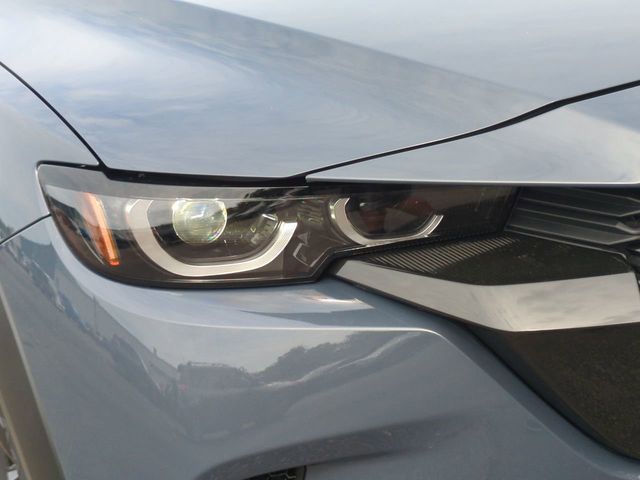 2025 Mazda CX-50 2.5 S Premium Package Image 20 of 27