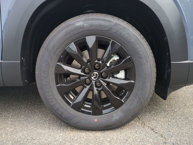 2025 Mazda CX-50 2.5 S Premium Package Image 10 of 27