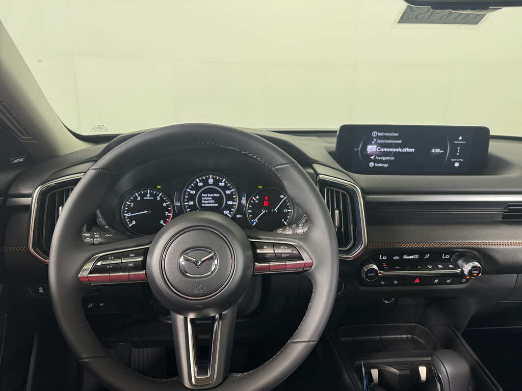 Vehicle image 16 of 33