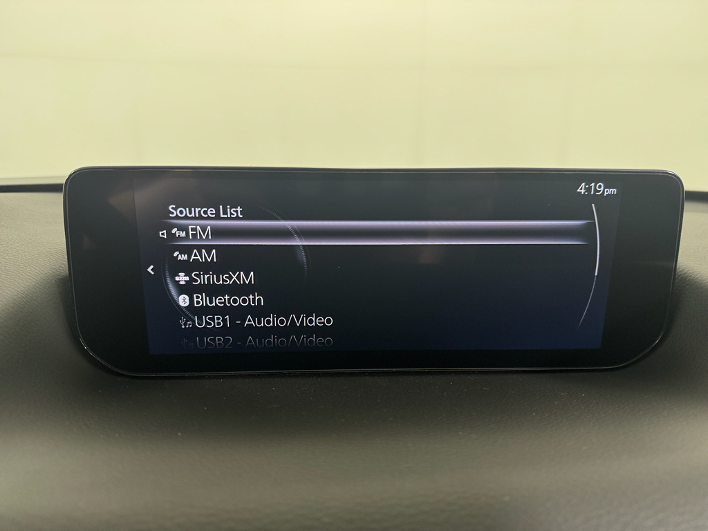 Vehicle image 21 of 33