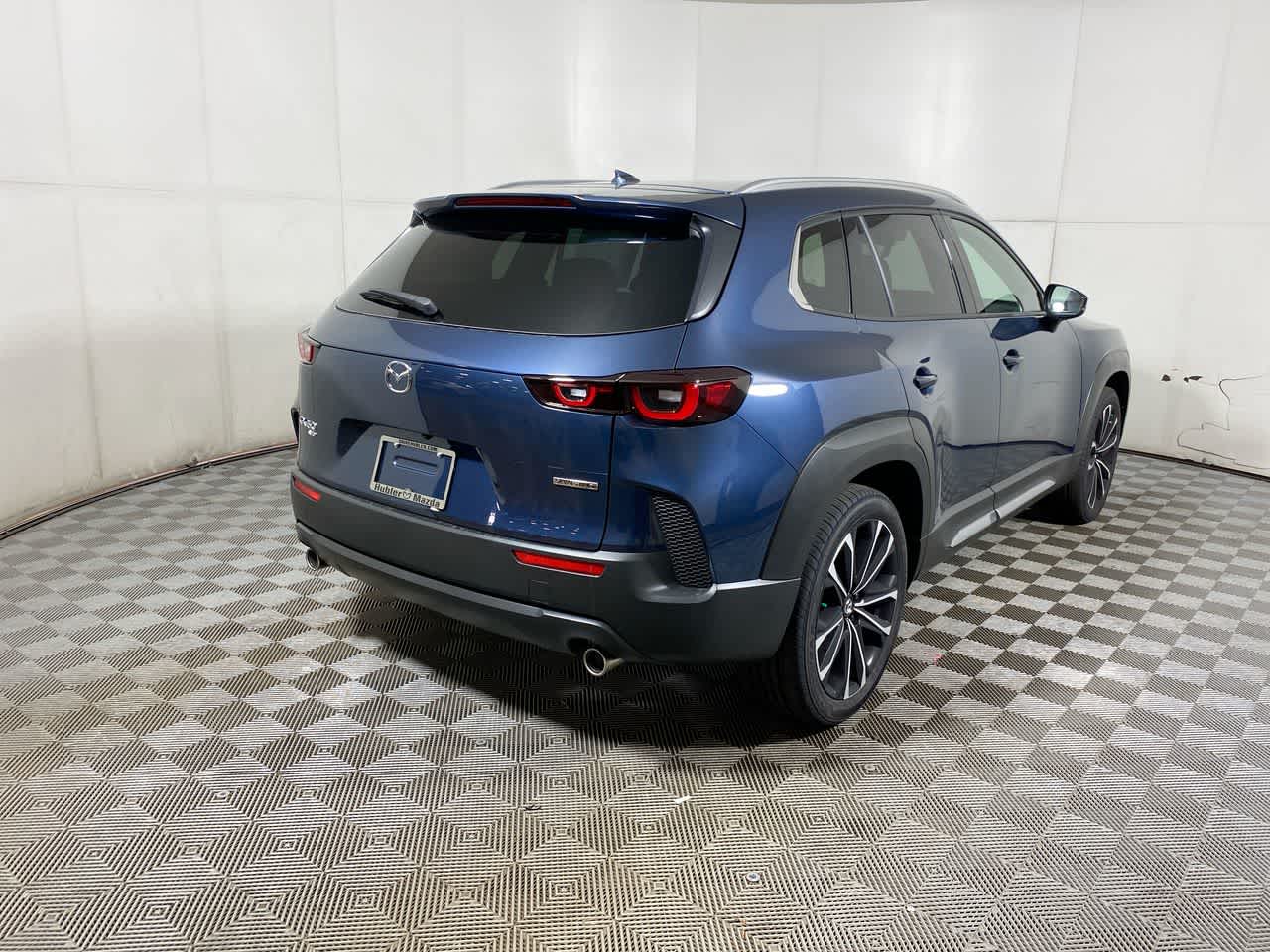 Vehicle image 6 of 29