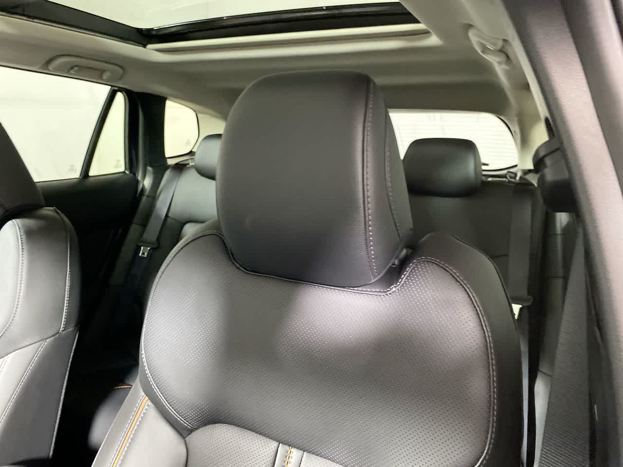 Vehicle image 15 of 29