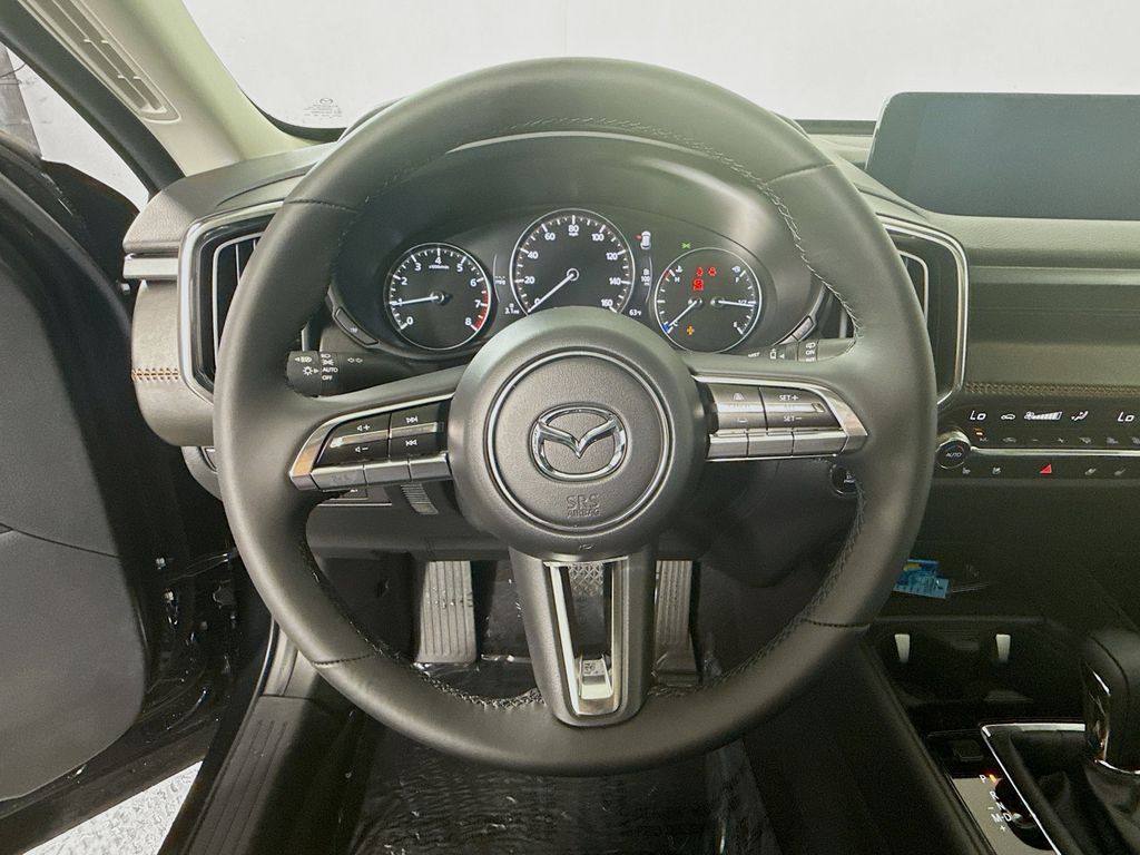 Vehicle image 11 of 31