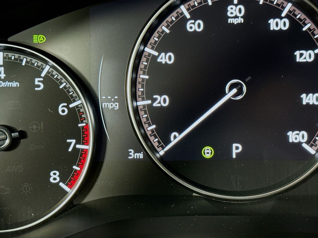 Vehicle image 12 of 31