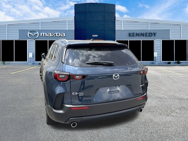 Vehicle image 3 of 6
