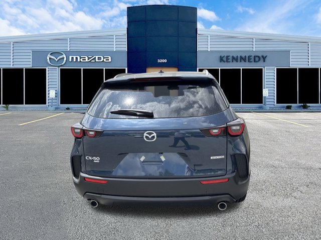 Vehicle image 5 of 6