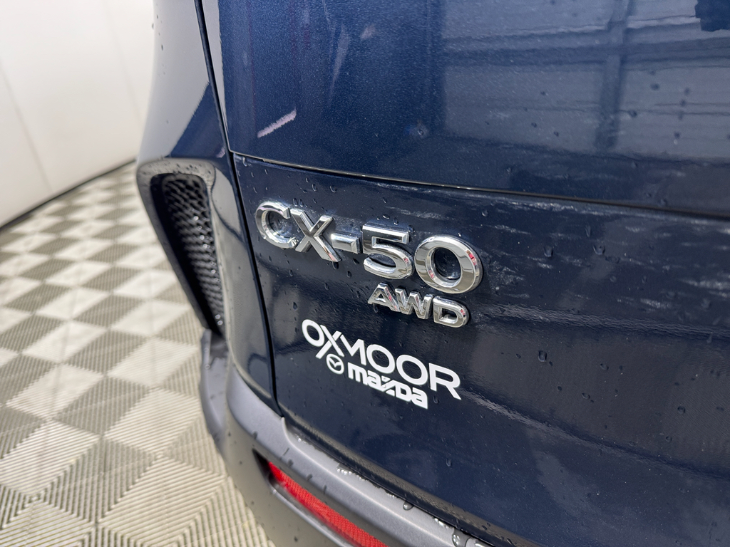 Vehicle image 9 of 36