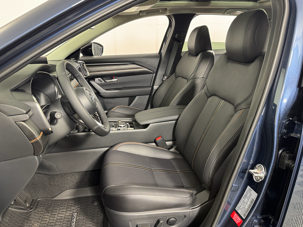 Vehicle image 13 of 36