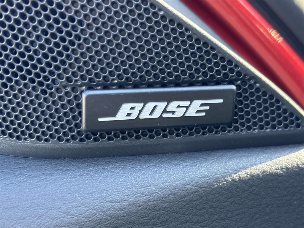 Vehicle image 15 of 34