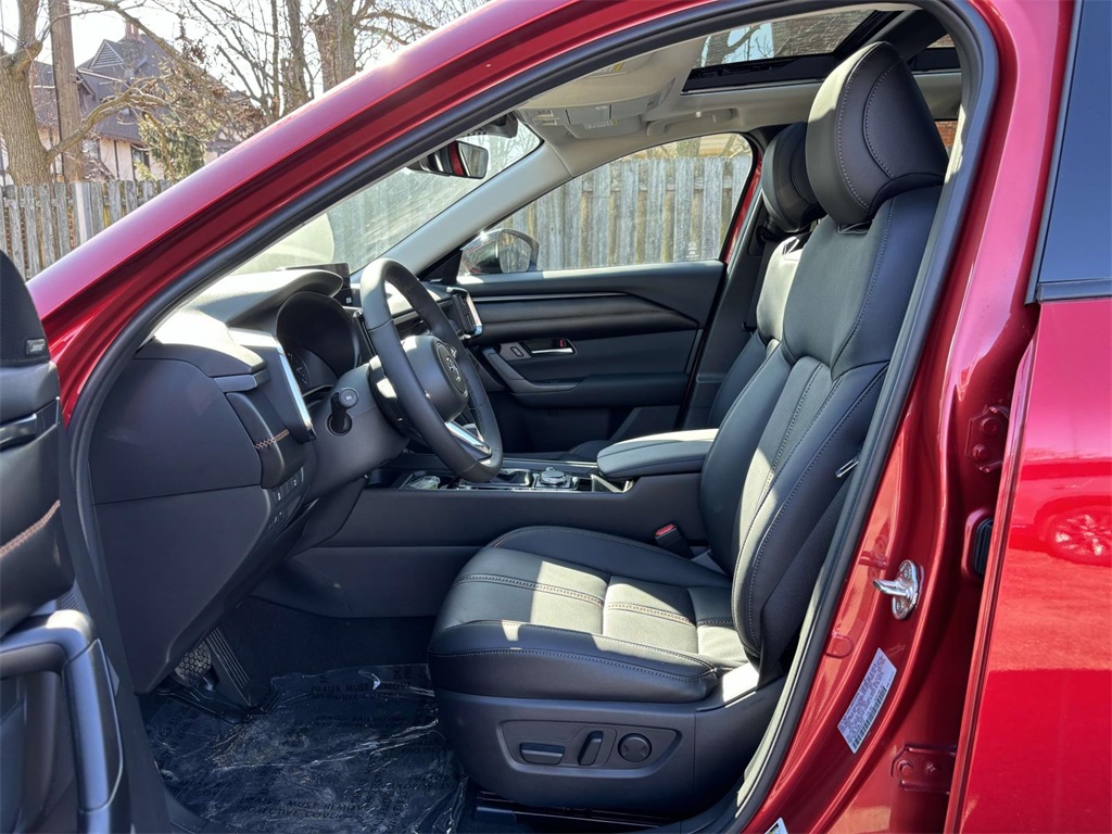 Vehicle image 8 of 34