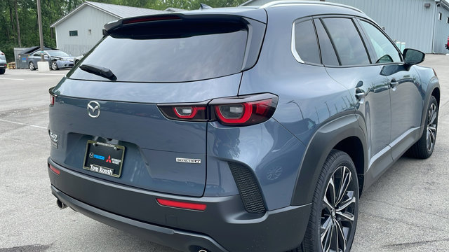 Vehicle image 5 of 41