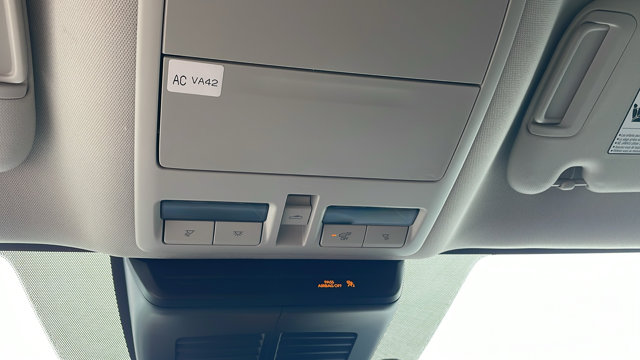 Vehicle image 29 of 41