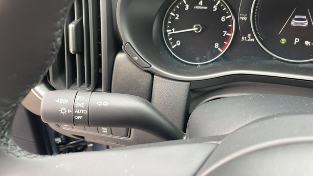 Vehicle image 23 of 41