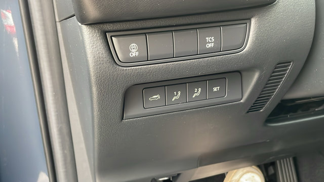 Vehicle image 26 of 41