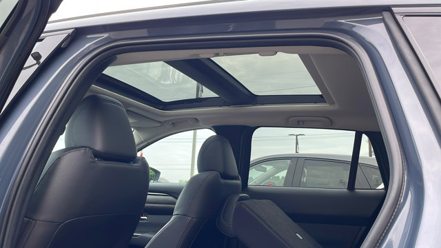 Vehicle image 17 of 41