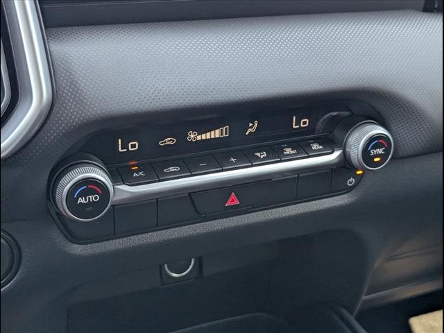 2025 Mazda CX-50 2.5 S Select Package Image 15 of 20